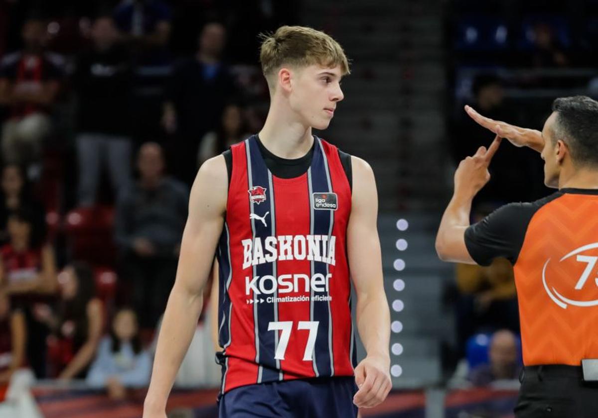 Joksimovic hace historia y se convierte en el baskonista más joven en debutar en la Euroliga